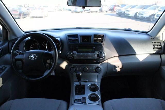 used 2012 Toyota Highlander car, priced at $8,988