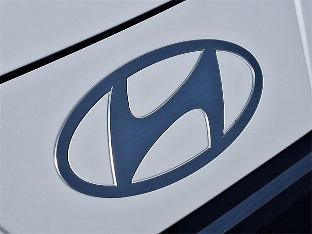 new 2025 Hyundai Elantra car, priced at $23,463
