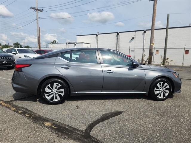 used 2022 Nissan Altima car, priced at $17,166