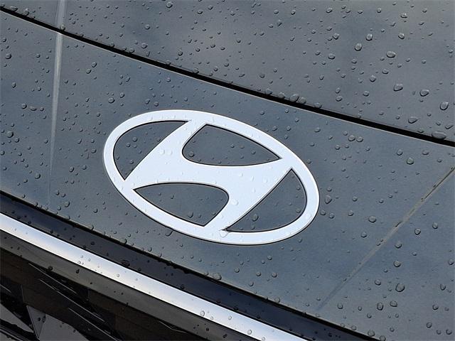 new 2025 Hyundai Elantra car, priced at $25,479
