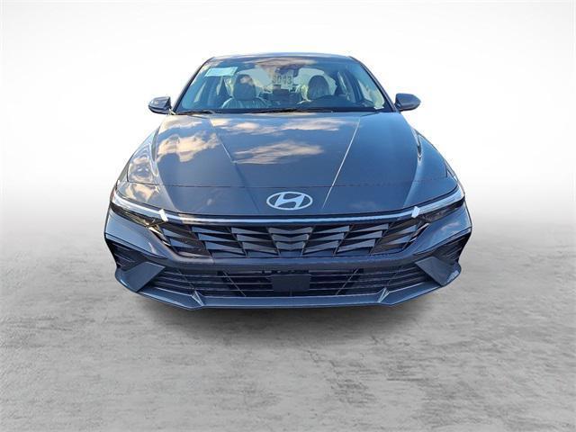 new 2025 Hyundai Elantra car, priced at $27,118