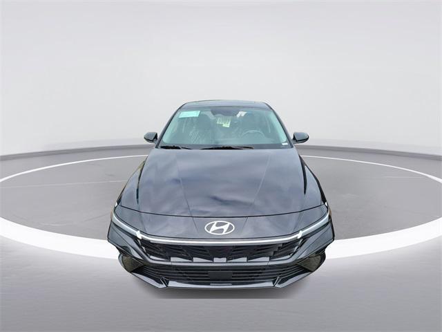 new 2025 Hyundai Elantra car