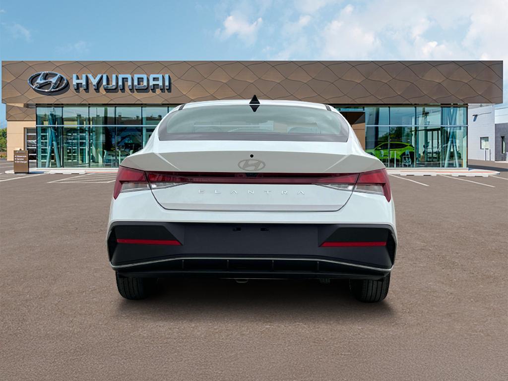 new 2024 Hyundai Elantra car, priced at $25,033