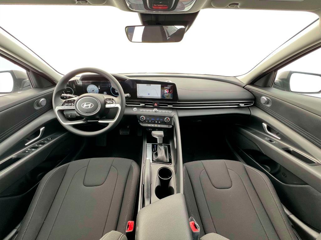 new 2024 Hyundai Elantra car, priced at $25,033