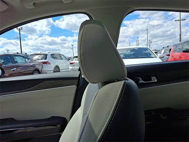 used 2022 Kia K5 car, priced at $22,986