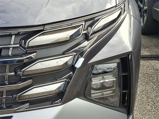 new 2025 Hyundai TUCSON Hybrid car, priced at $38,537