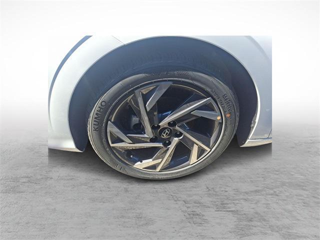 new 2025 Hyundai Elantra car, priced at $23,126