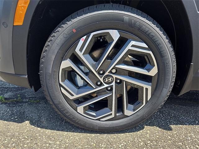 new 2025 Hyundai Tucson car, priced at $39,914