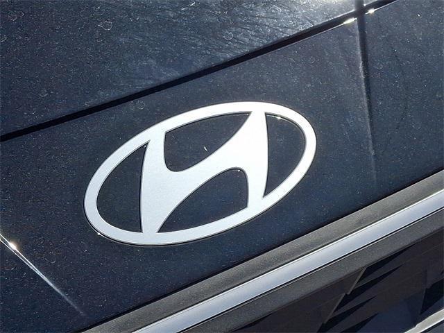 new 2025 Hyundai Elantra car, priced at $23,071