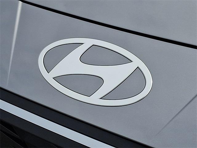 new 2025 Hyundai Elantra car, priced at $21,840