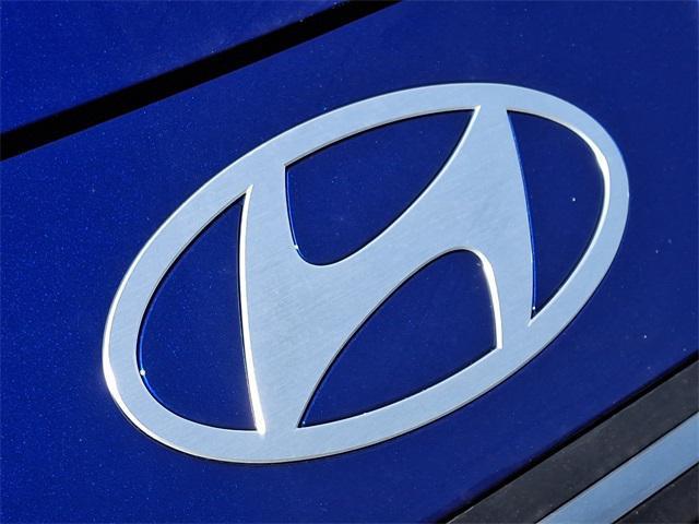 new 2025 Hyundai Elantra car, priced at $22,976