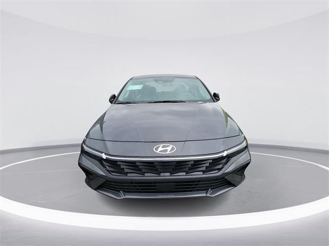 new 2025 Hyundai Elantra car