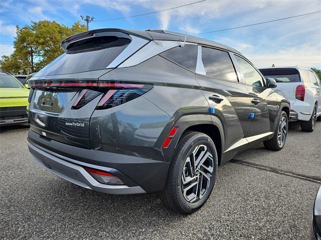 new 2025 Hyundai Tucson Hybrid car