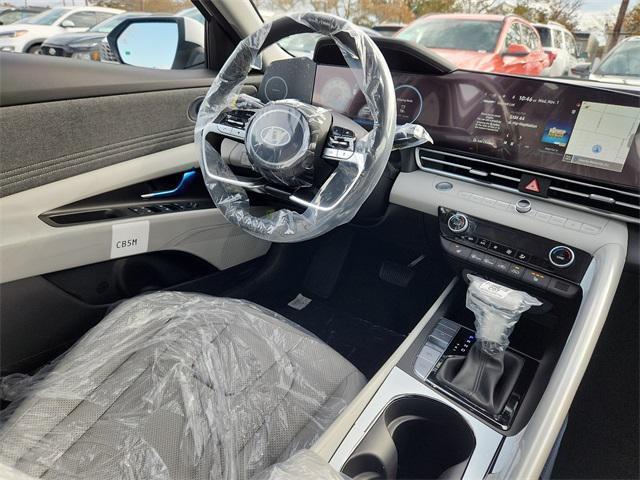 new 2025 Hyundai Elantra car, priced at $26,181