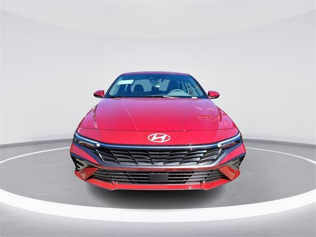 new 2024 Hyundai Elantra car, priced at $26,284