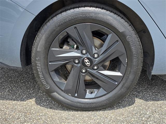 used 2022 Hyundai Elantra car, priced at $16,055