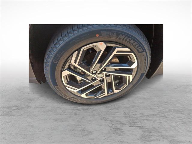 new 2025 Hyundai Tucson car, priced at $39,064