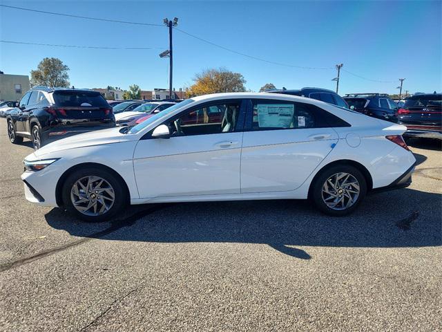 new 2025 Hyundai Elantra car, priced at $23,449