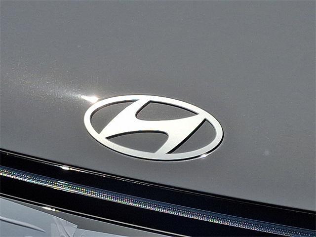 new 2025 Hyundai Kona car, priced at $27,779