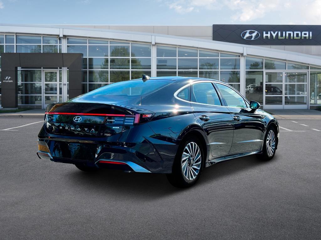 new 2024 Hyundai Sonata Hybrid car, priced at $38,096