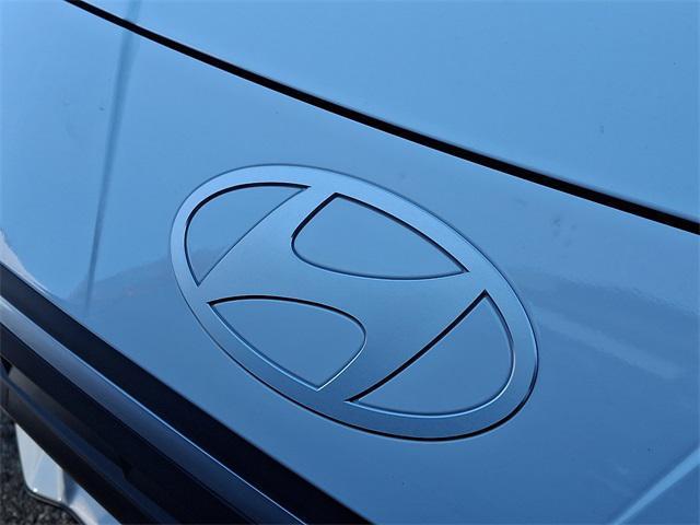 new 2025 Hyundai Elantra car, priced at $23,626