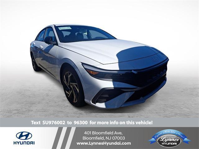 new 2025 Hyundai Elantra car, priced at $23,626