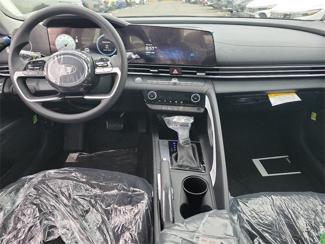 new 2025 Hyundai Elantra car, priced at $23,458