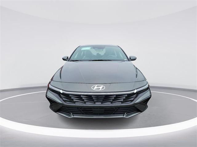 new 2025 Hyundai Elantra car