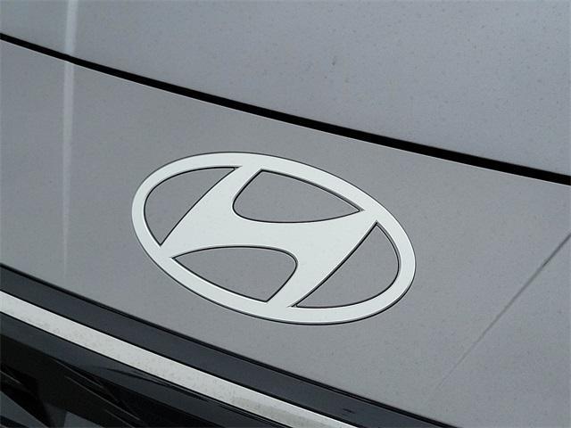 new 2025 Hyundai Elantra car