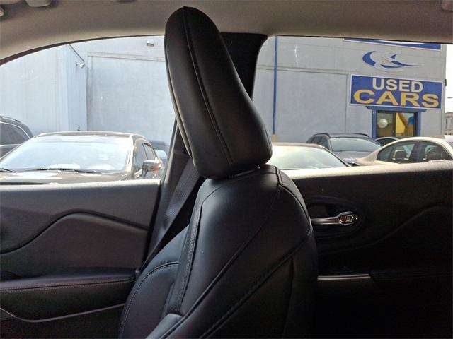 used 2021 Jeep Cherokee car, priced at $20,366