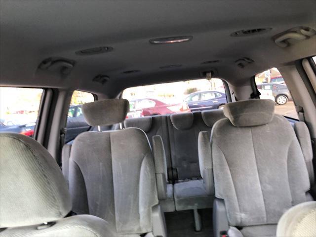 used 2006 Kia Sedona car, priced at $5,990