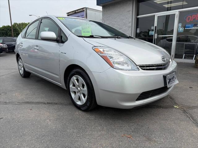 used 2007 Toyota Prius car, priced at $8,490