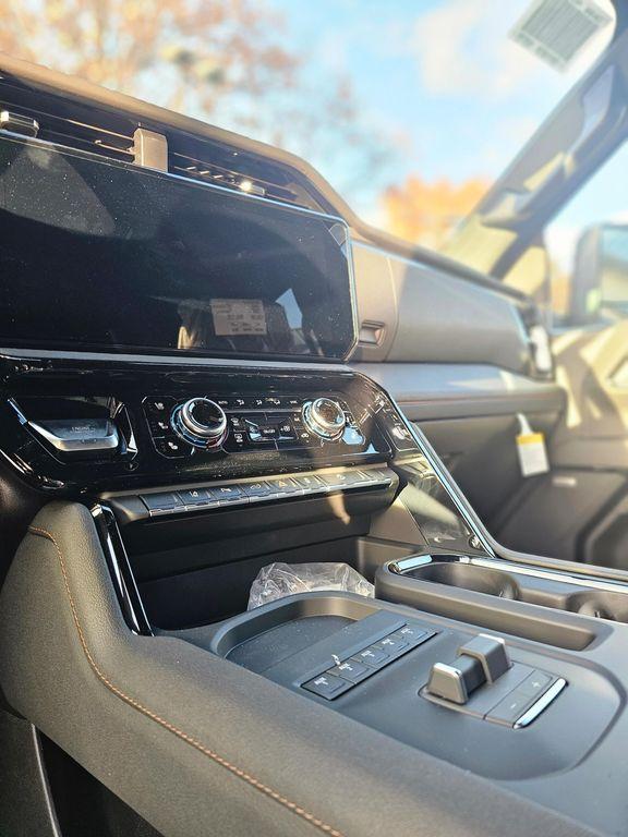 new 2026 GMC Sierra 2500 car, priced at $76,470