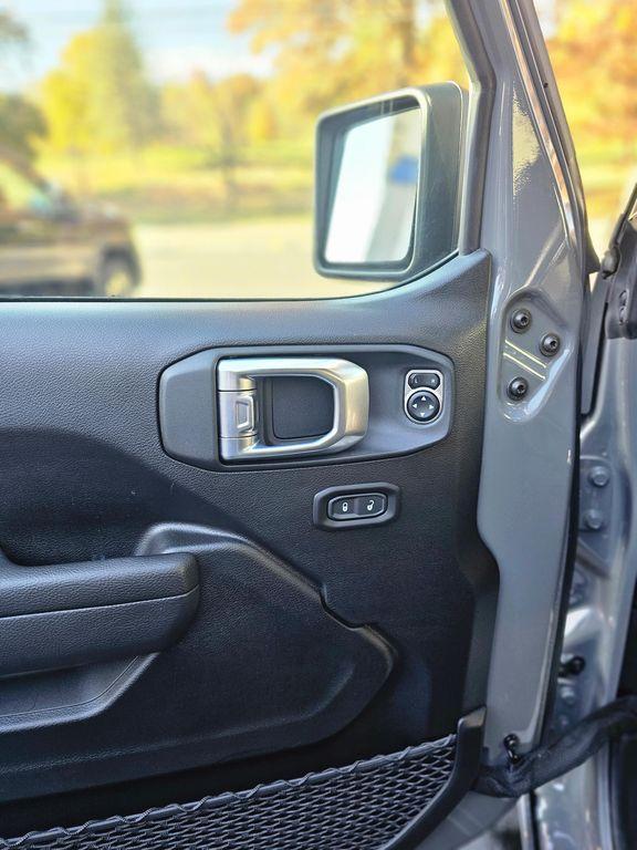 used 2023 Jeep Gladiator car, priced at $33,990