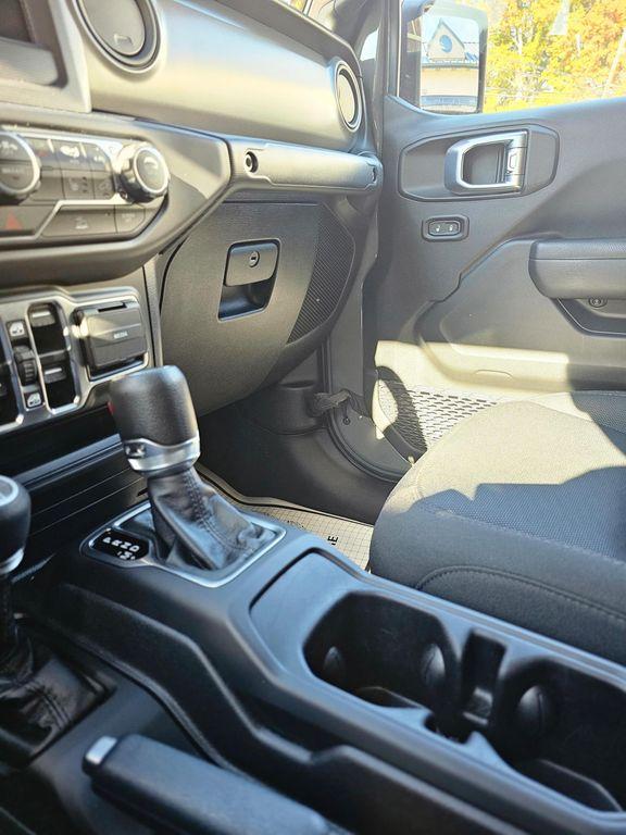 used 2023 Jeep Gladiator car, priced at $33,990