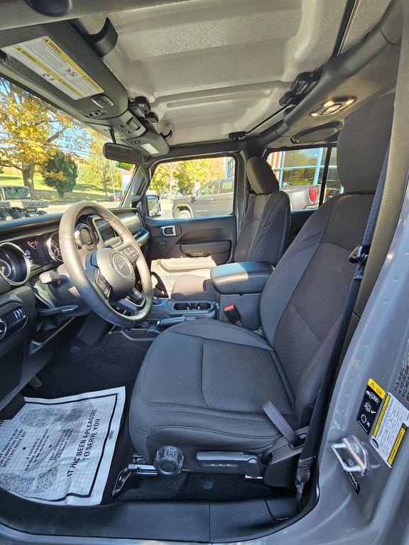 used 2023 Jeep Gladiator car, priced at $33,990