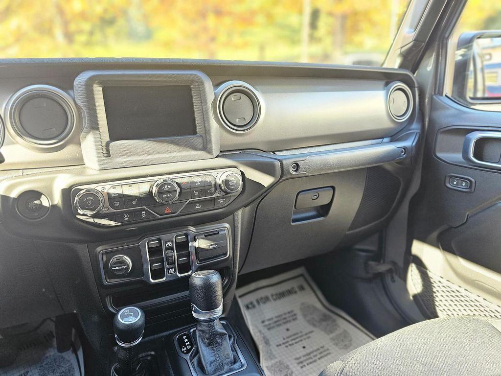 used 2023 Jeep Gladiator car, priced at $33,990