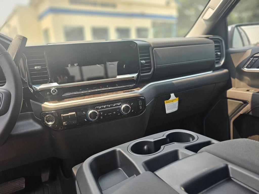 new 2025 GMC Sierra 1500 car, priced at $57,800