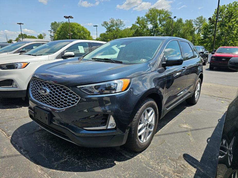 new 2024 Ford Edge car, priced at $42,355