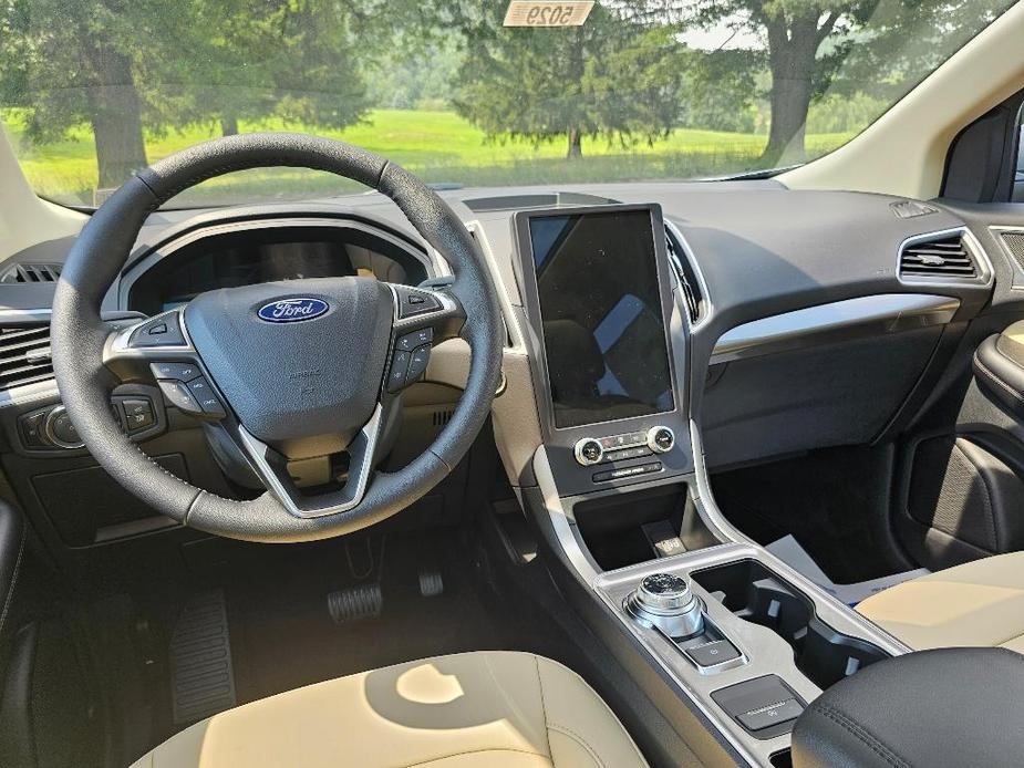 new 2024 Ford Edge car, priced at $42,955