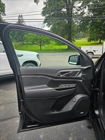 used 2023 GMC Acadia car, priced at $36,990