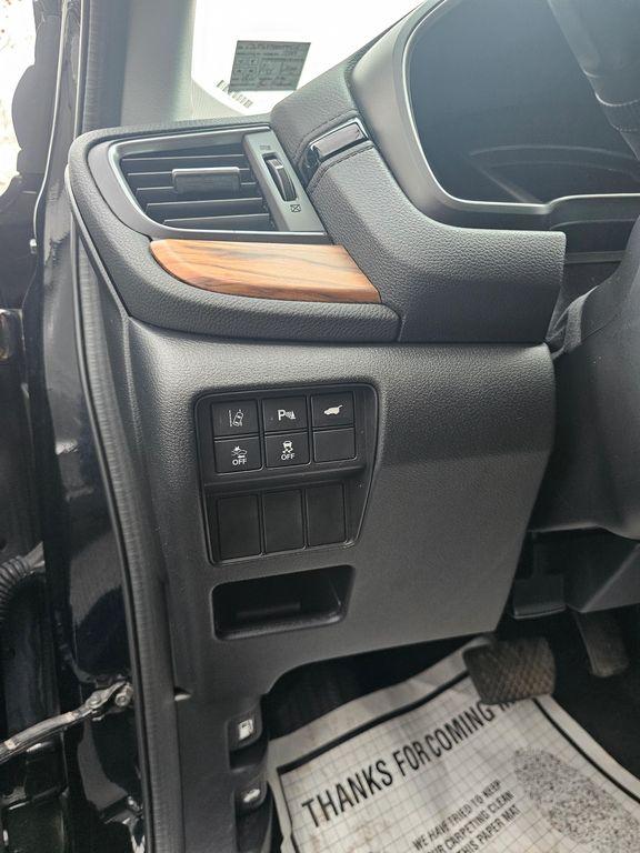 used 2022 Honda CR-V Hybrid car, priced at $29,990