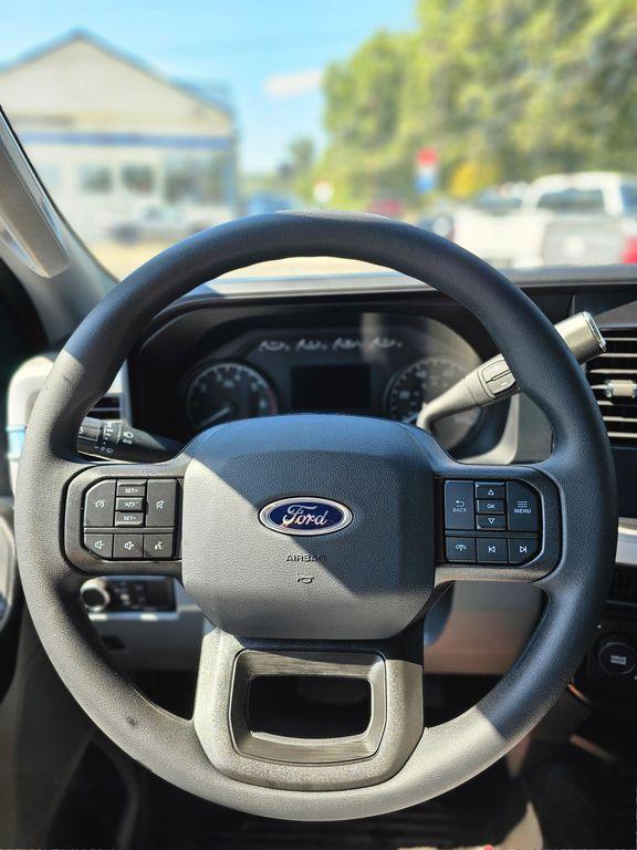 new 2025 Ford F-350 car, priced at $51,295
