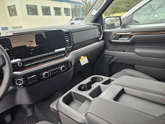 new 2025 GMC Sierra 1500 car, priced at $59,025