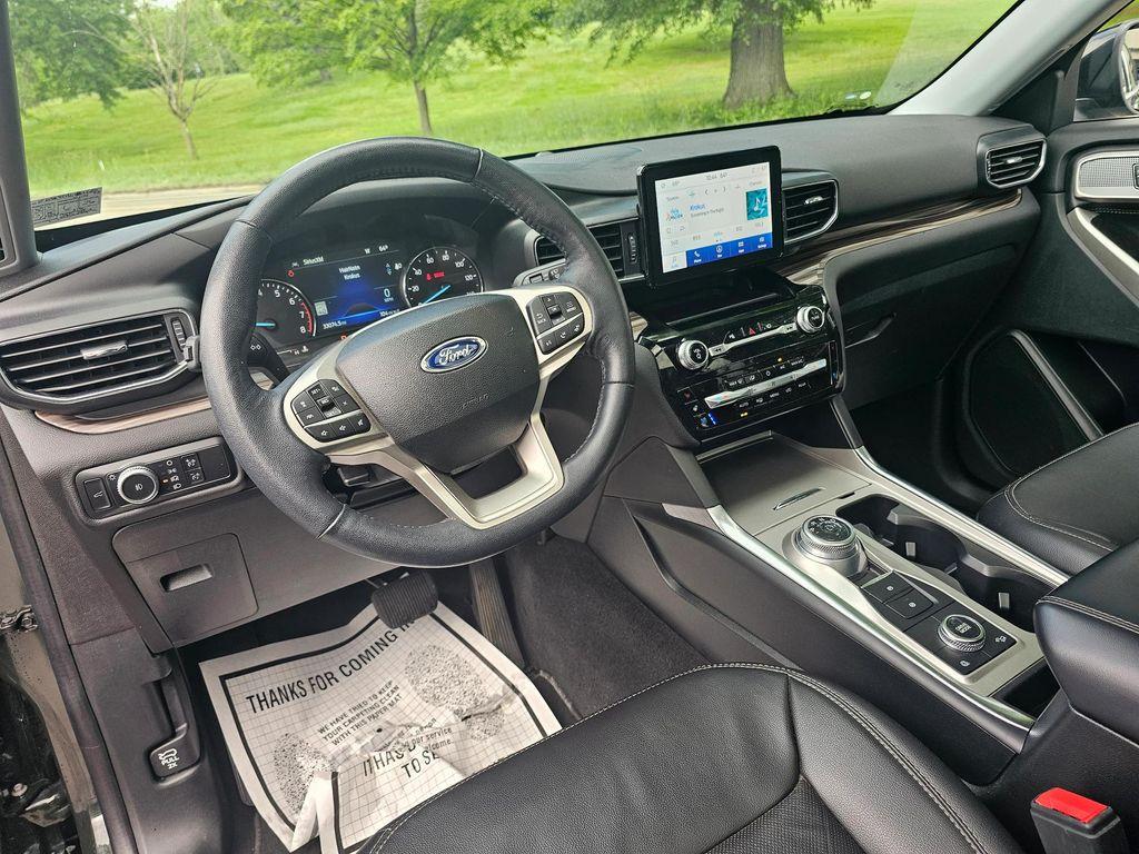 used 2022 Ford Explorer car, priced at $33,990
