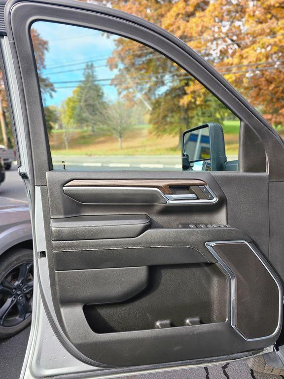 used 2024 Chevrolet Silverado 2500 car, priced at $57,990