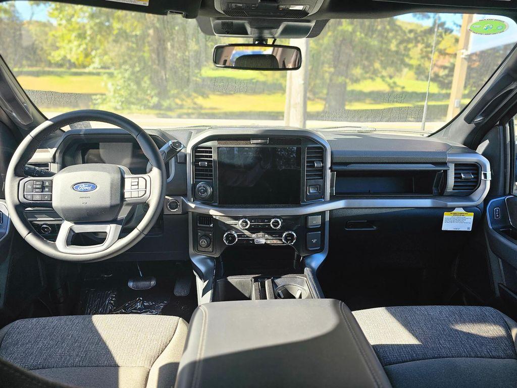 new 2025 Ford F-150 car, priced at $59,460