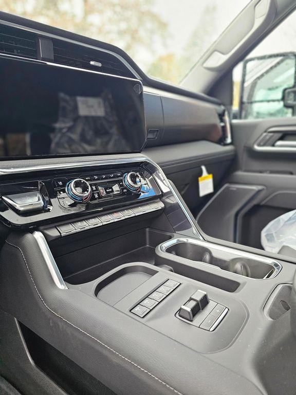 new 2026 GMC Sierra 2500 car, priced at $78,310