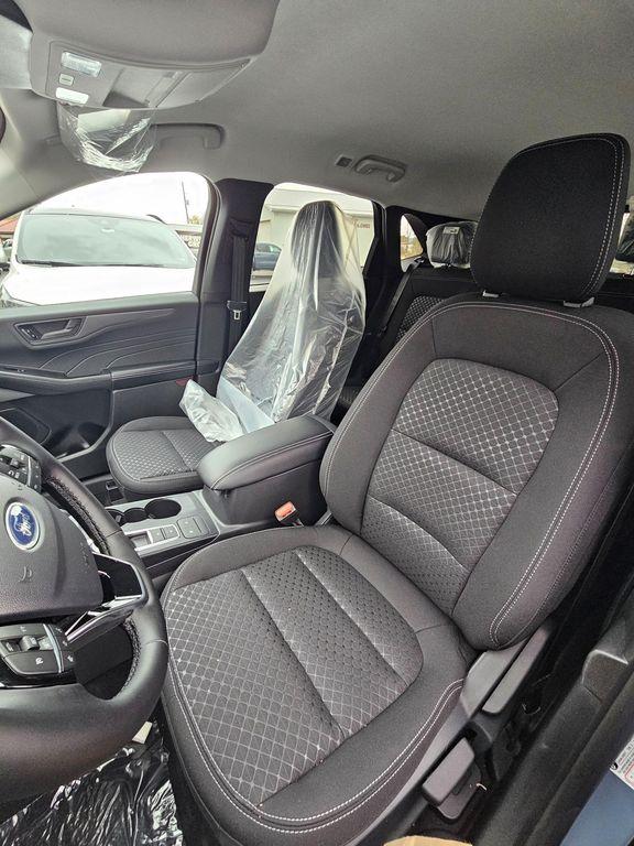 new 2025 Ford Escape car, priced at $33,245