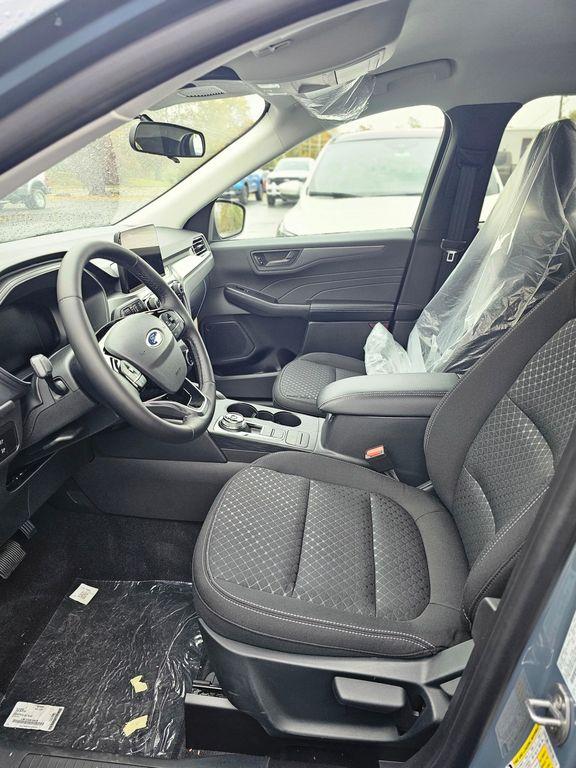 new 2025 Ford Escape car, priced at $33,245